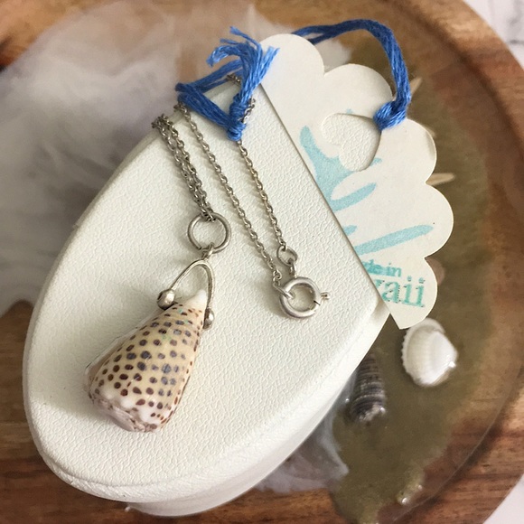 🖤Hawaiian shell handmade necklace - Picture 1 of 7